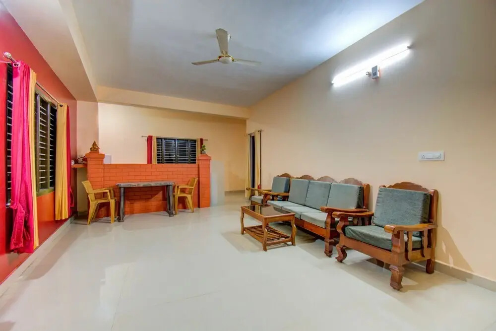 Hotel Bharmour View