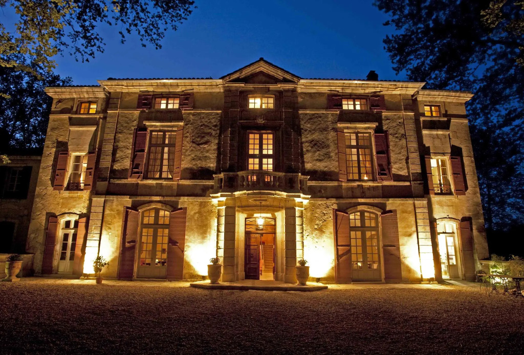 Chateau De Roussan