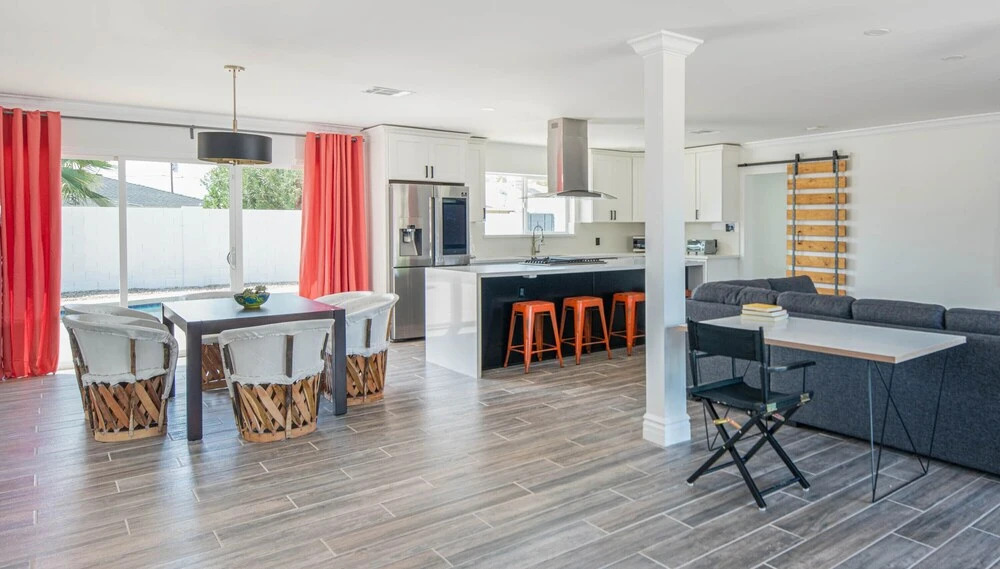 Spacious 4BR Near Old Town by WanderJaunt