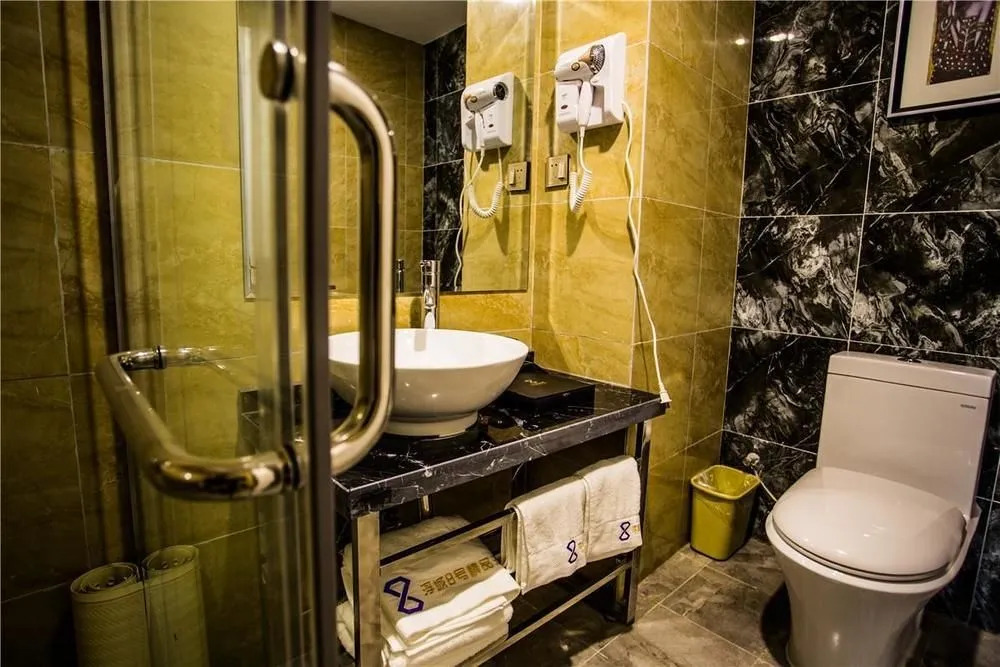 Fucheng 8 Hotel