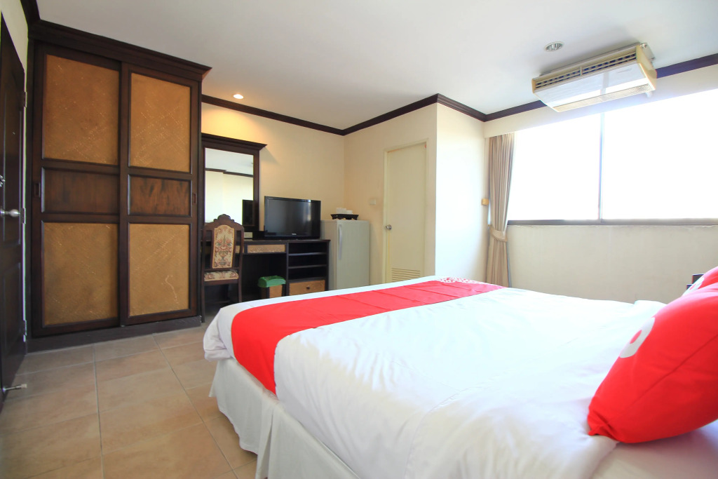 OYO 471 Sunshine Apartment