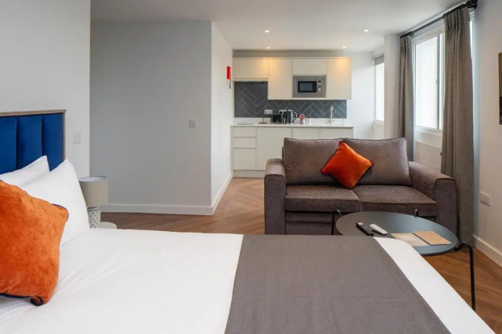 Station Suites Aparthotel