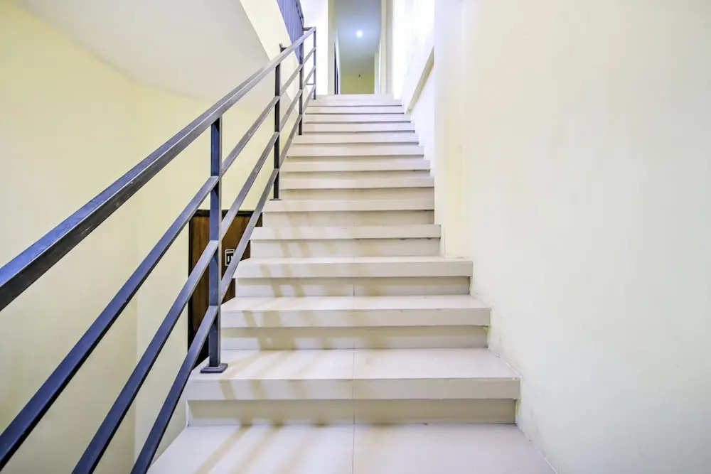 Oyo 2509 Central District Residence