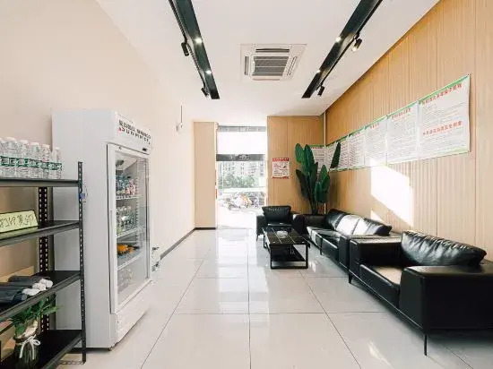 GreenTree Apartment Hotel (Fuyang People's Hospital)