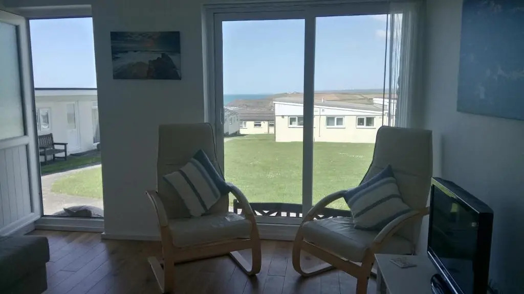 Chalet 18 Widemouth Bay Holiday Village