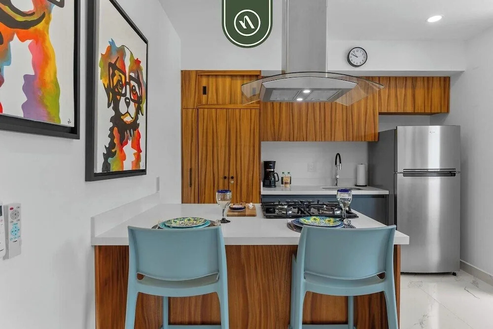 New 1 BR Condo - Rooftop Pool - Oceanview