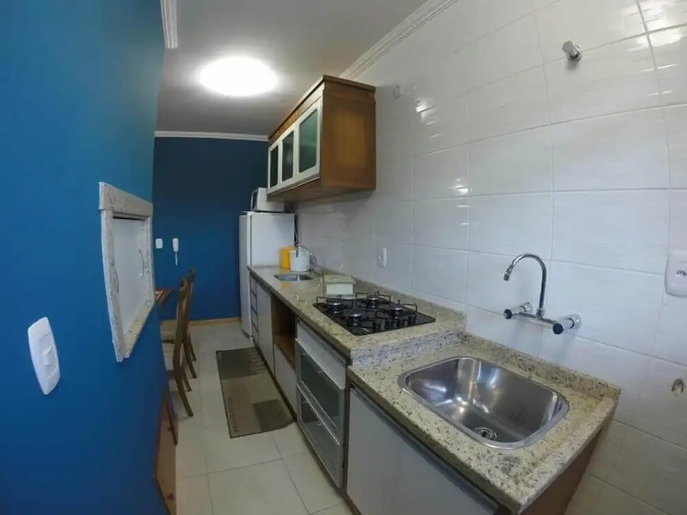 GRAMADO SOLAR REAL - 2 APTS de 2 quartos no mesmo prédio, cada um comporta até 7 pessoas - IDEAL PARA GRUPOS - central - IDEAL PARA ANDAR A PÉ, nesta plataforma desde janeiro de 2016, oferecemos CREDIBILIDADE - seu PET é bem-vindo - GARAGEM COBERTA