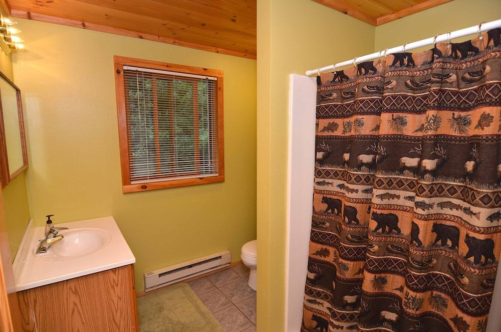 Pineview Condo