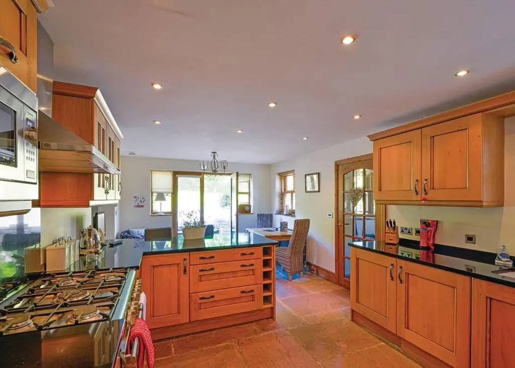 Charlesworth Lodges