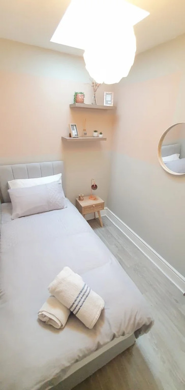 Lligwy House - Charming 3-bed House in Holyhead