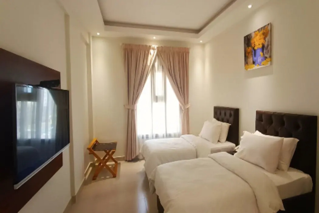Safari House Hotel