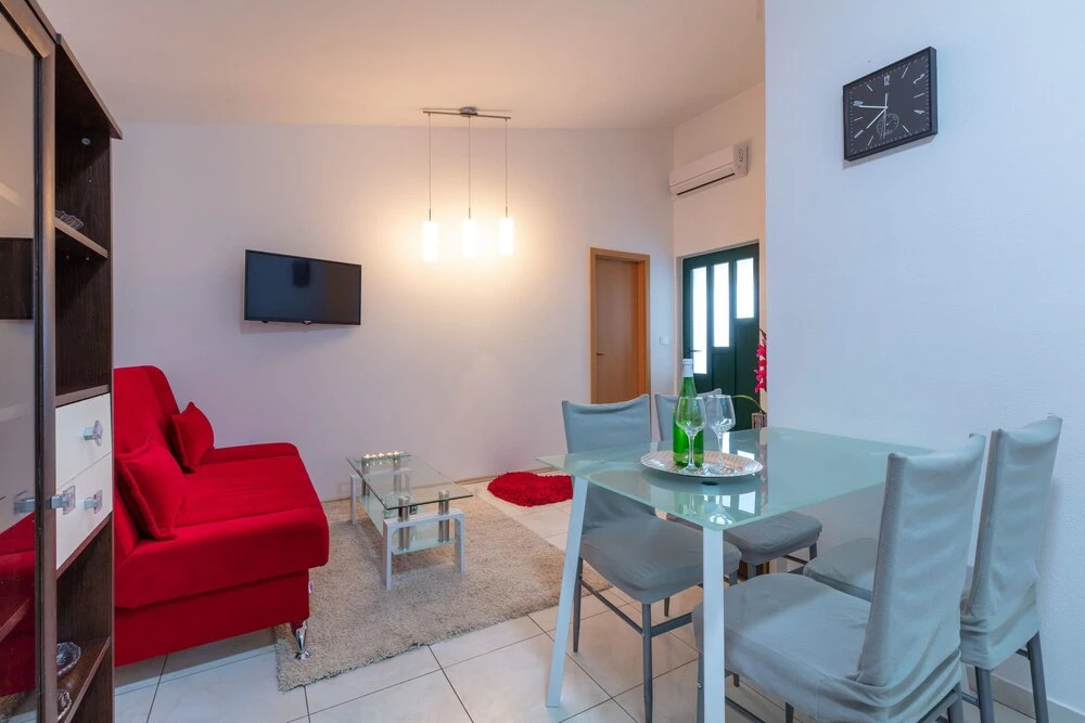 House Roza