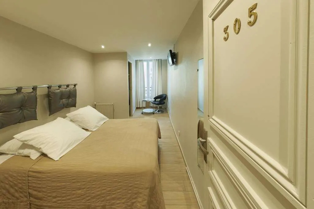 Hotel Montmartre Clignancourt