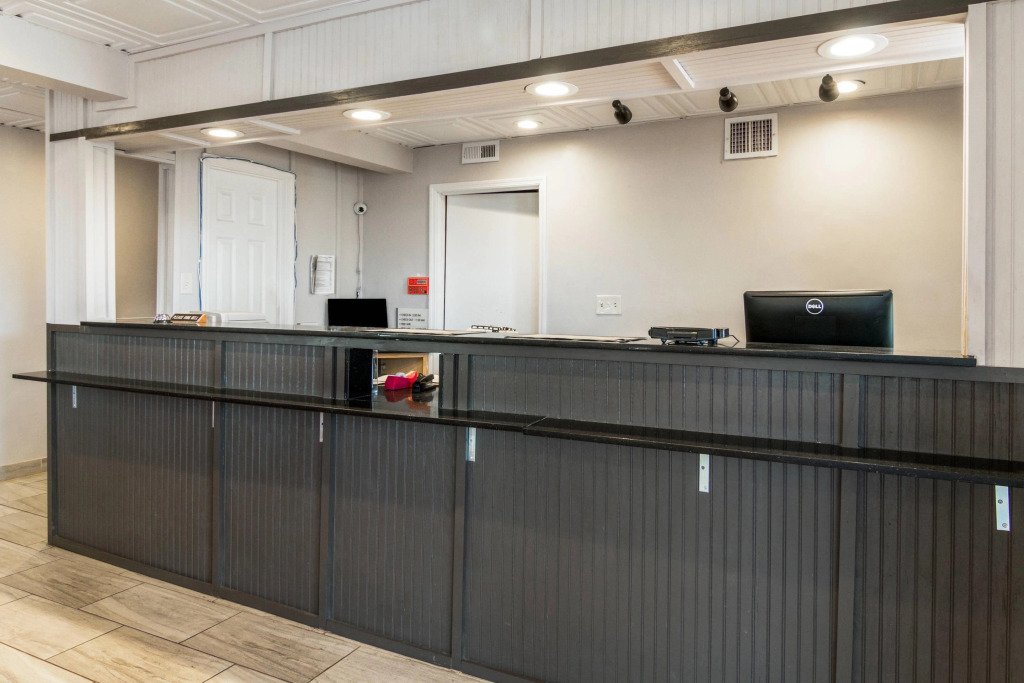 Econo Lodge - Conyers