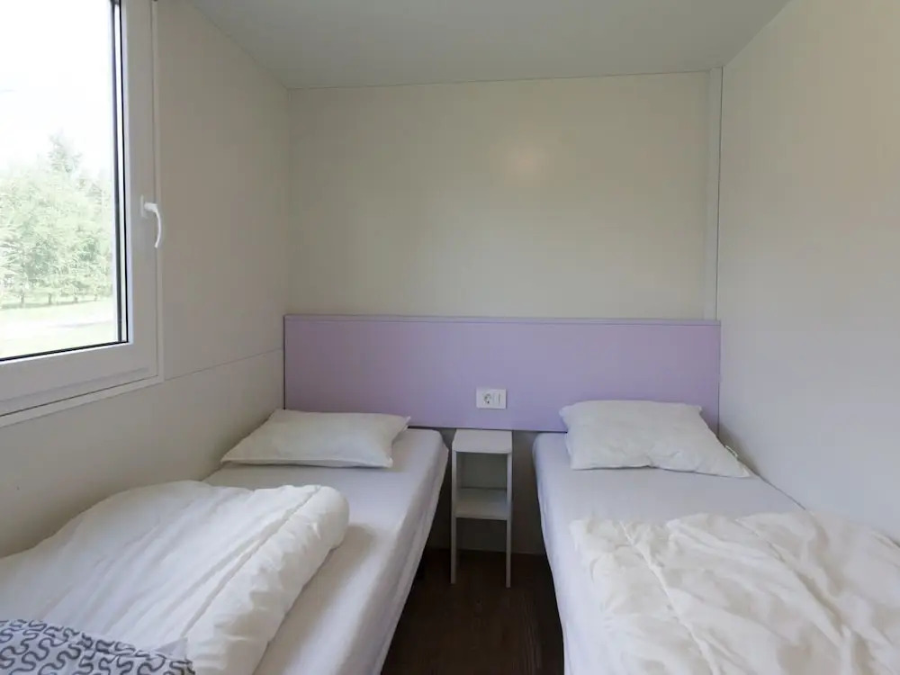Cute Mobile Home in Januv Dul Bohemian Near Forest