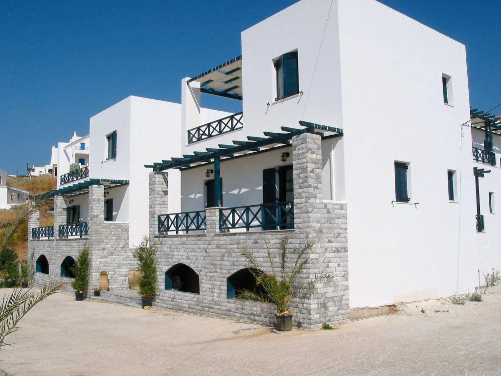 Glafki Studios Syros