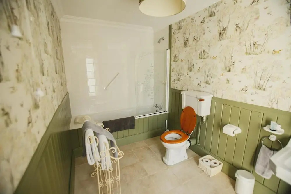 Dufferin Coaching Inn