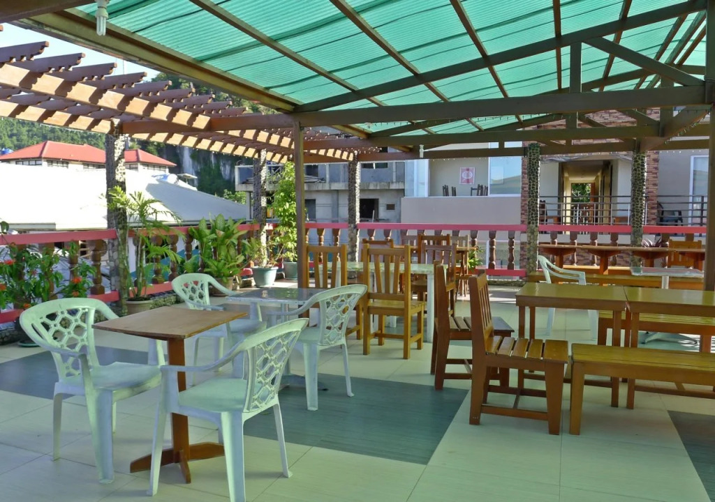 Nido Bay Inn