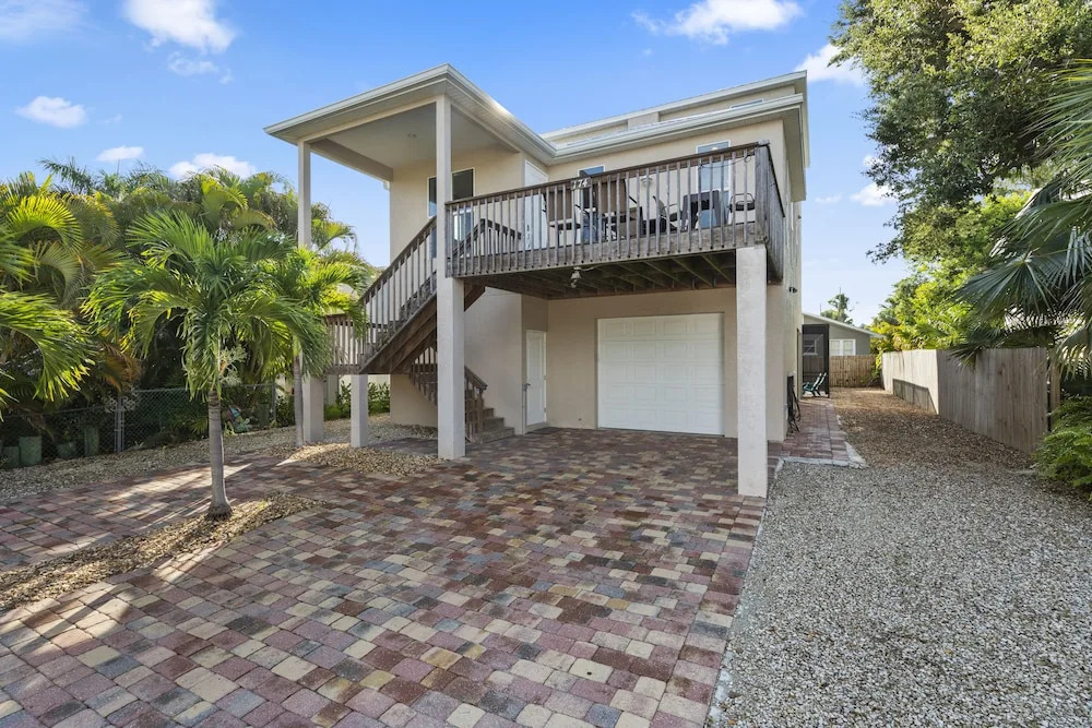 Miramar Beach House - Four Bedroom Home