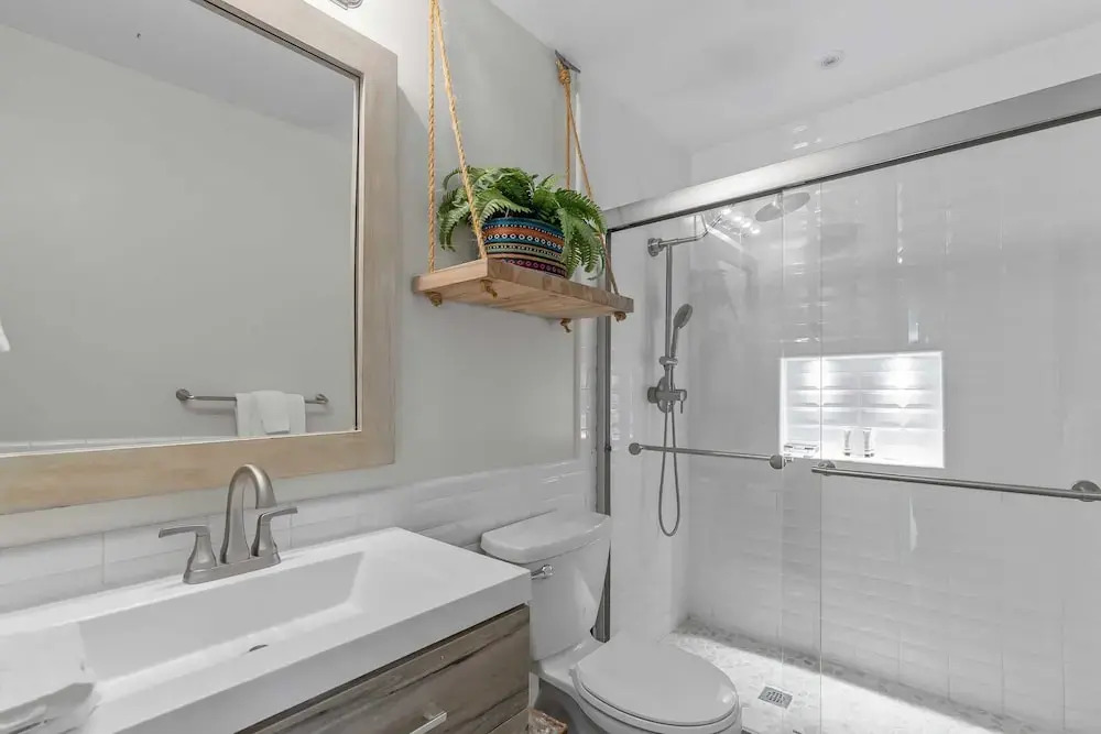 Walk to Trestles Beach, Shared Yard+firepit El Camino Surfhouse A by Avantstay