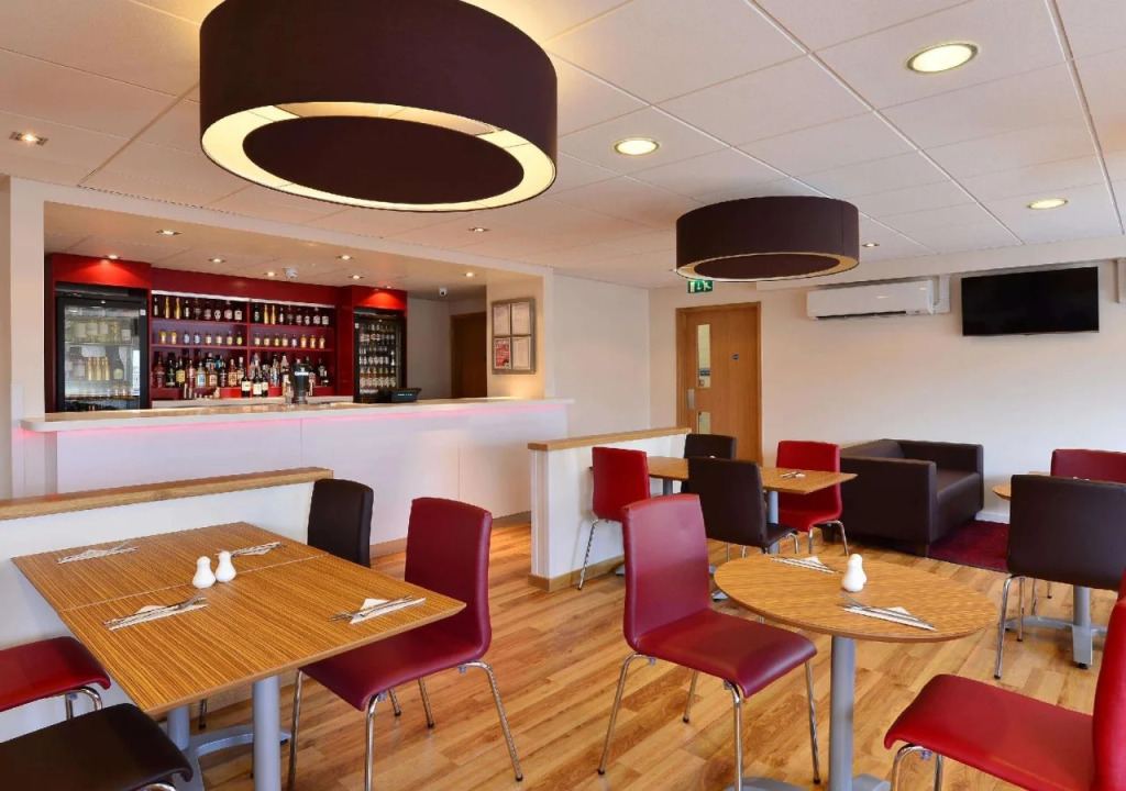 Travelodge London Raynes Park