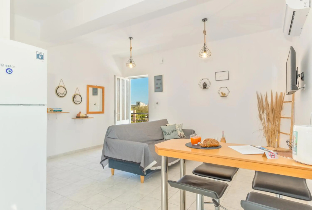 Marvinas Seaside Apartment