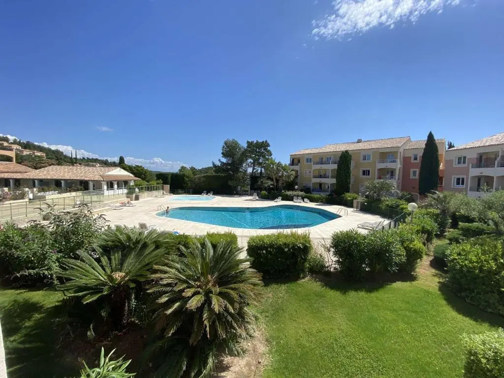 Appartement Les Issambres, 2 pièces, 4 personnes - FR-1-226-465