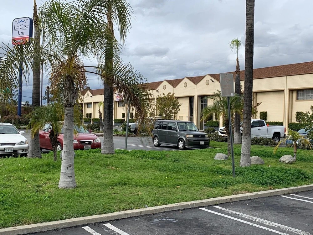 La Casa Inn