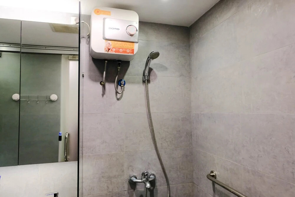 Homey 1Br At Apartment Parahyangan Residence