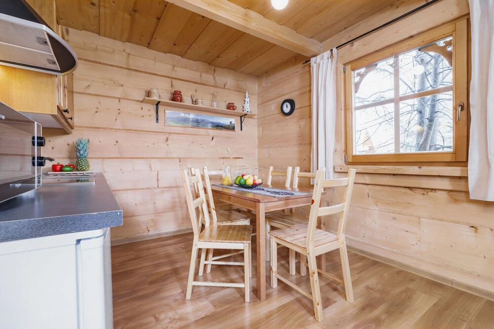 Luxurious Highlander Cottage by Renters