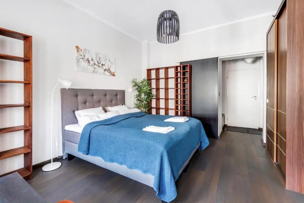 WeHost Top floor Transformable 2BR 8min to Centrum