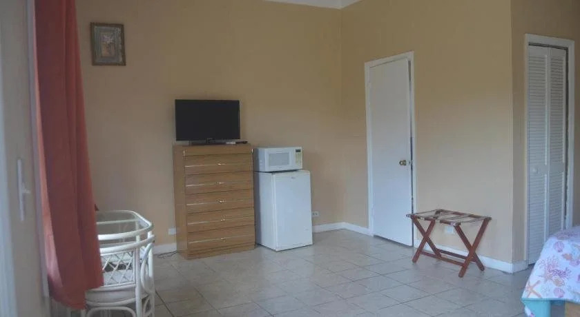 Surfers Manor