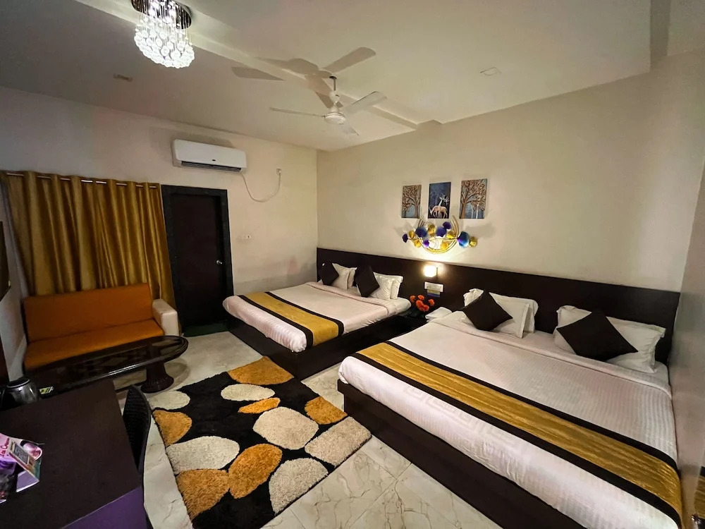 The Kasturi Hotel & Resturant