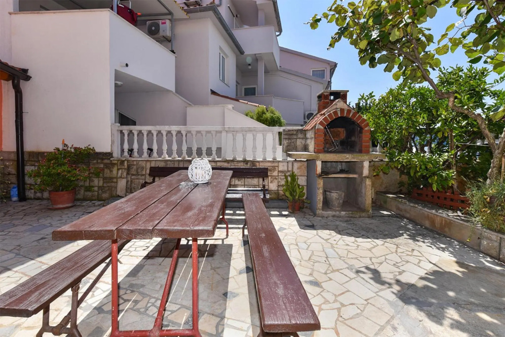 Apartments Meri 603