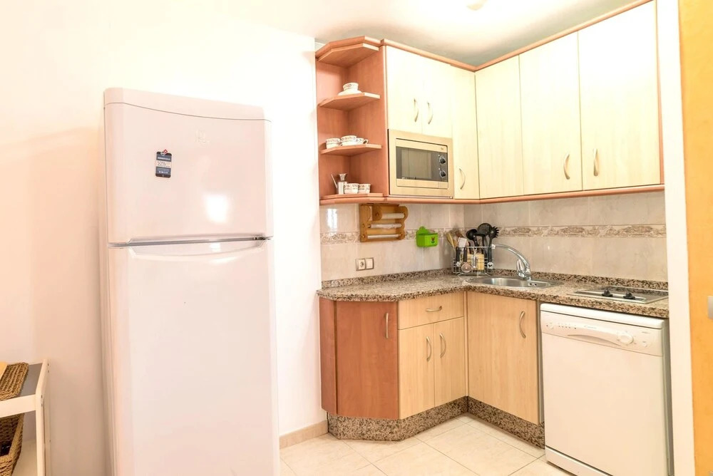 Apartment With one Bedroom in Fuengirola, With Private Pool - 50 m From the Beach