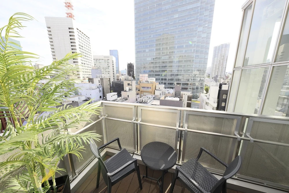 Centurion Hotel Residential Cabin Tower