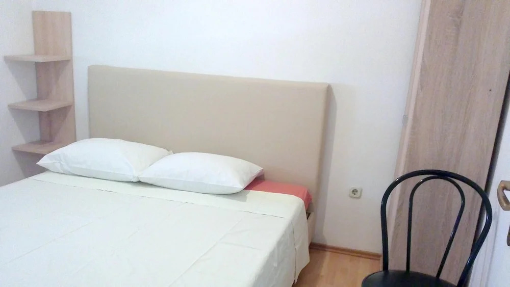 Apartment With 2 Bedrooms in Zadar, With Wonderful sea View, Enclosed Garden and Wifi Near the Beach