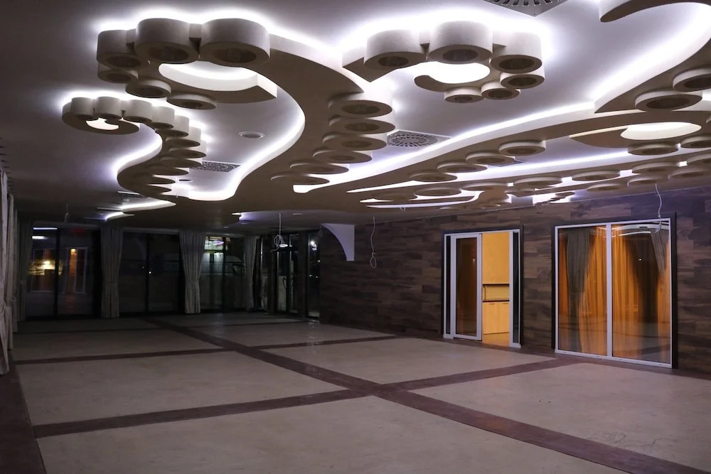 Hotel Maksim
