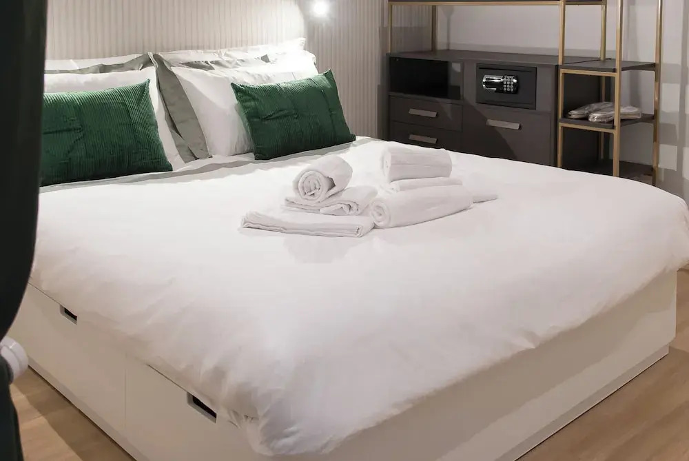 Colosseum suites by Glen
