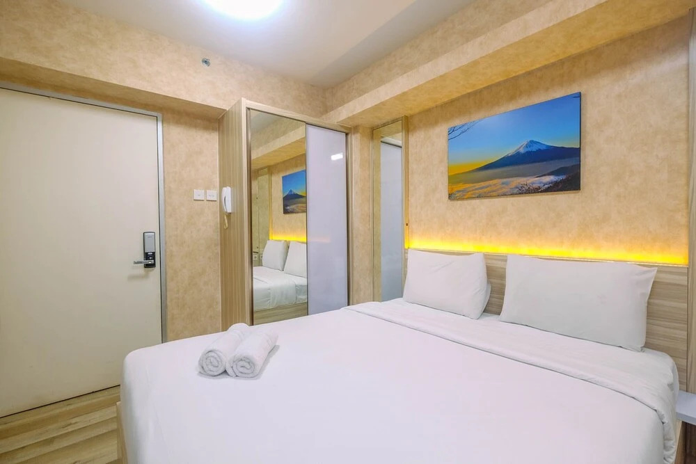 Best View Studio Apartment at Green Bay Pluit By Travelio