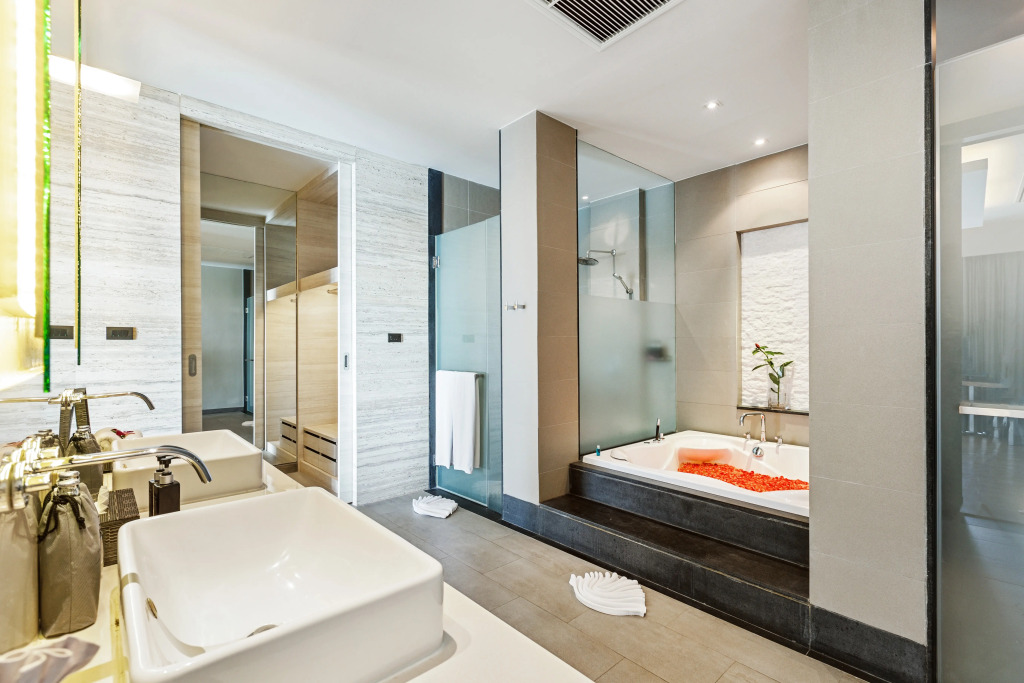 Cape Sienna Phuket Gourmet Hotel & Villas - SHA Extra Plus