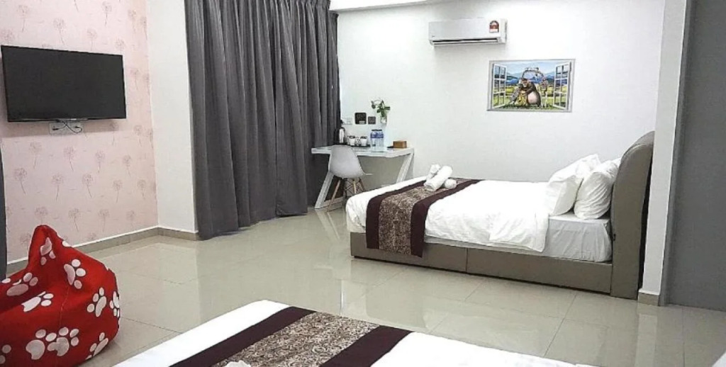 D Cozy Inn