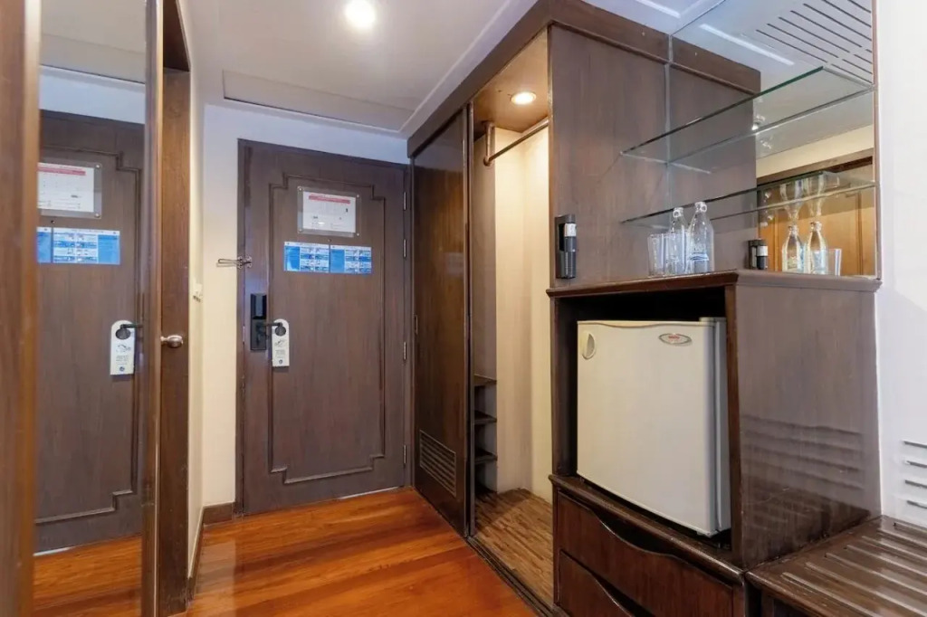 Journeyhub Sukhumvit 26, Bangkok
