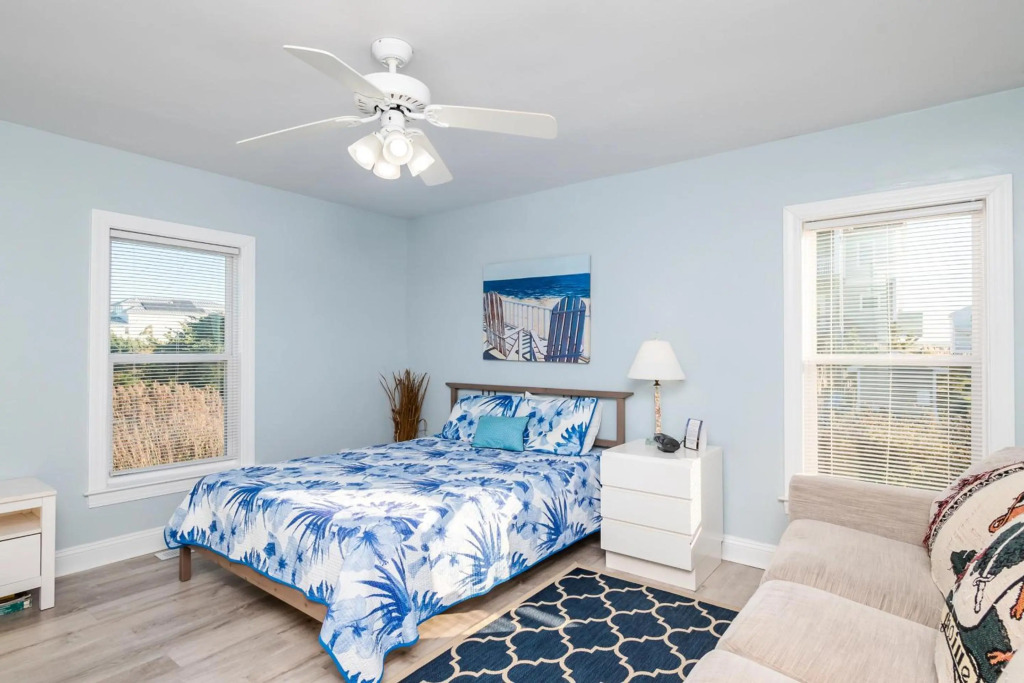 SeaSide by Oak Island Accommodations