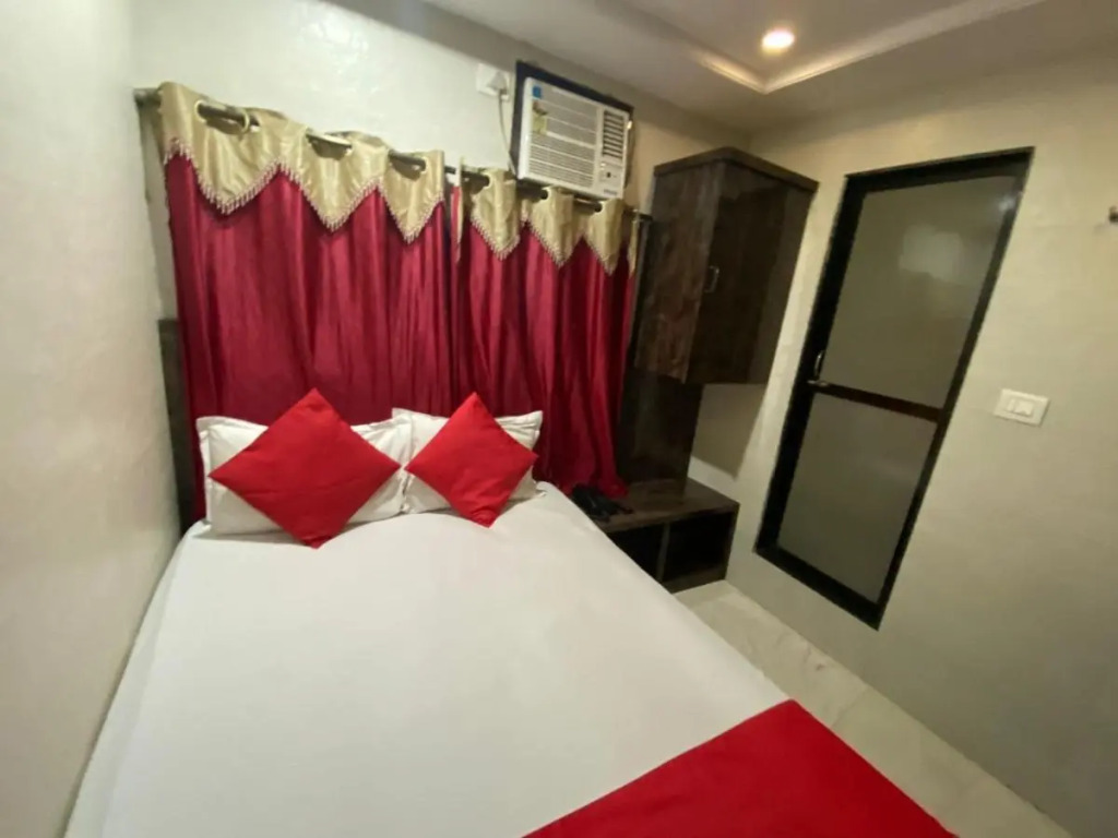 Hotel Paris Residency