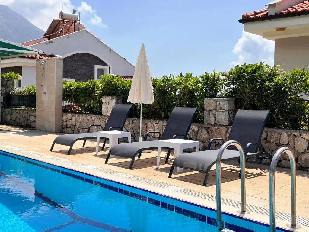 Arnna 4 Villa