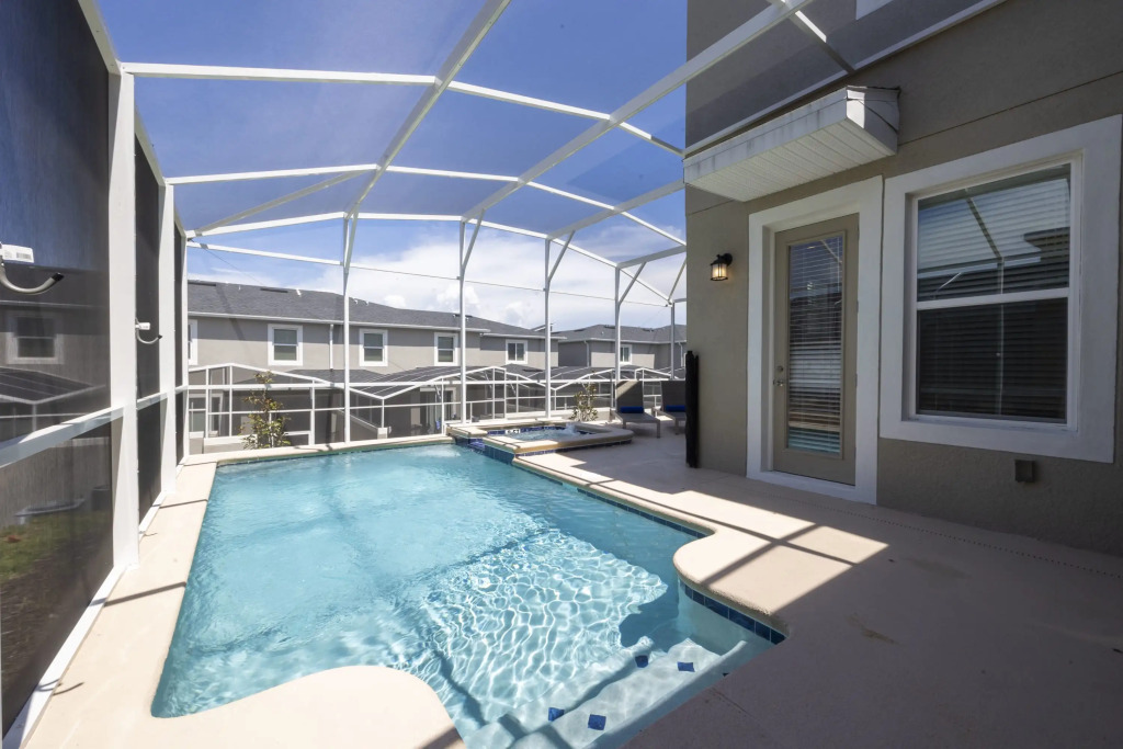 Gorgeous 5Bd With Pool at Champions Gate 1125