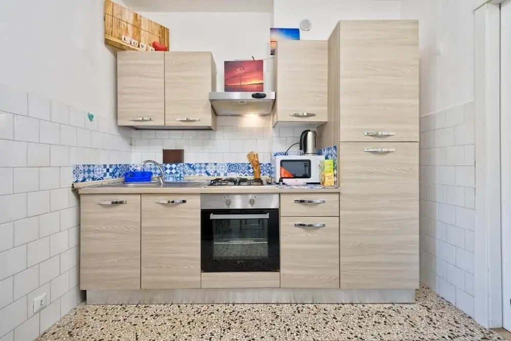 R & R Apartment