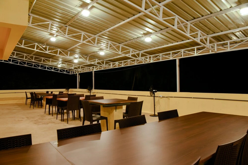 Malvan's Aishwarya Hotel