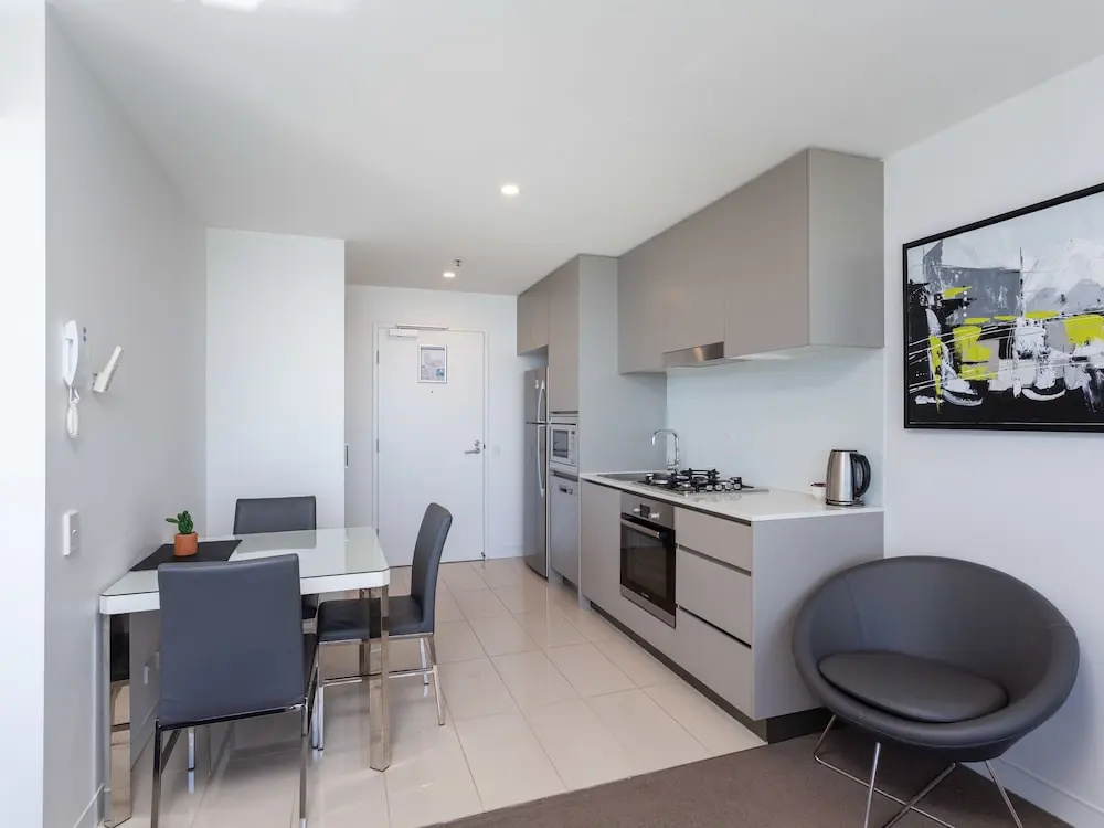 Serain Residences On Surfers
